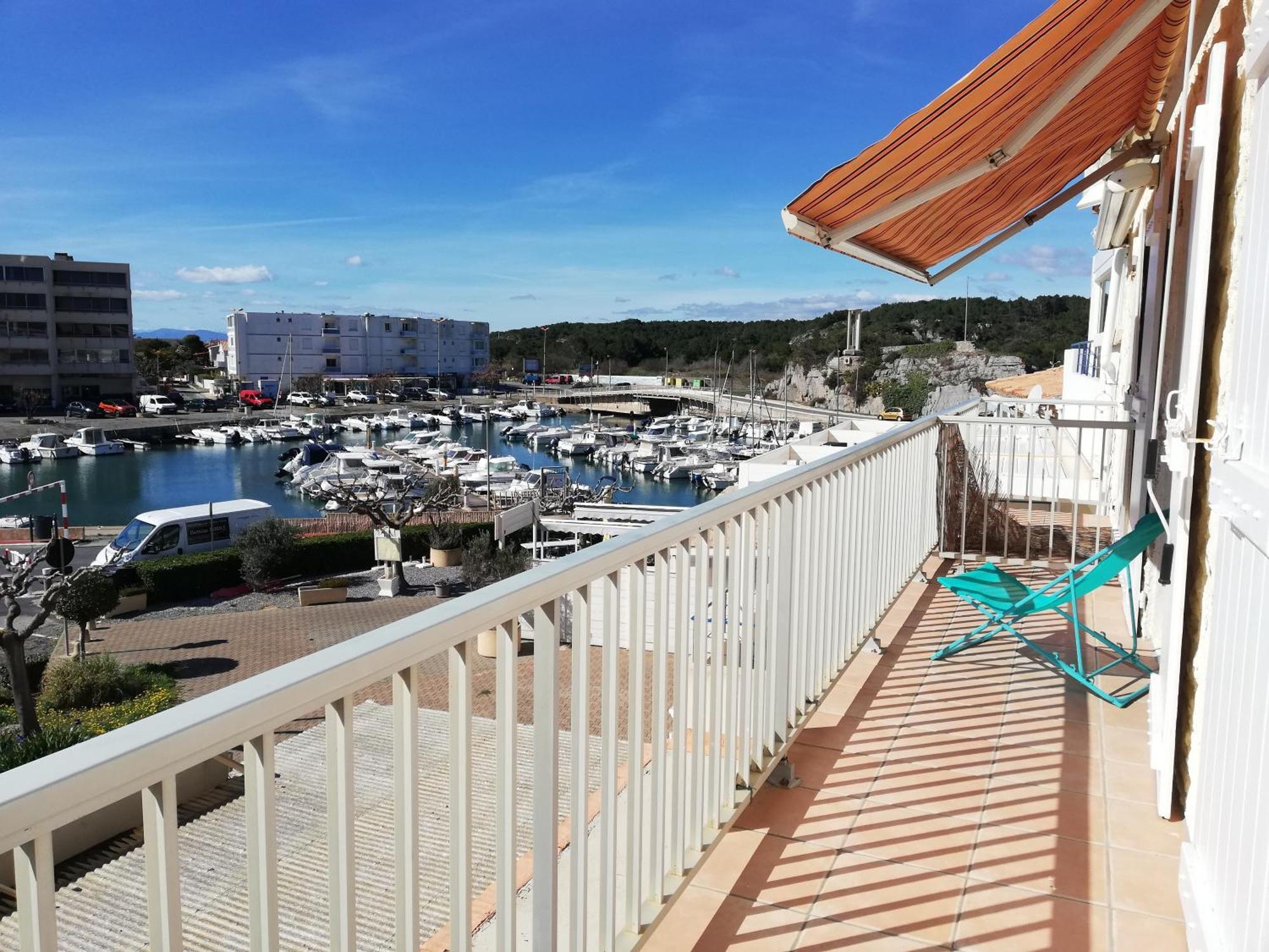 Superbe Appartement Avec Vue Sur Mer Et Port, Parking Prive Saint-Pierre-la-Mer  المظهر الخارجي الصورة